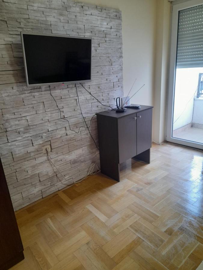 For You Apartman Ni Екстериор снимка